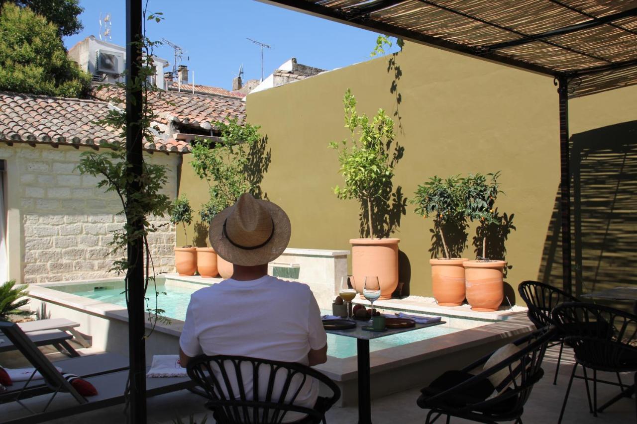 Marcelle En Camargue Hotel Aigues-Mortes Exterior photo