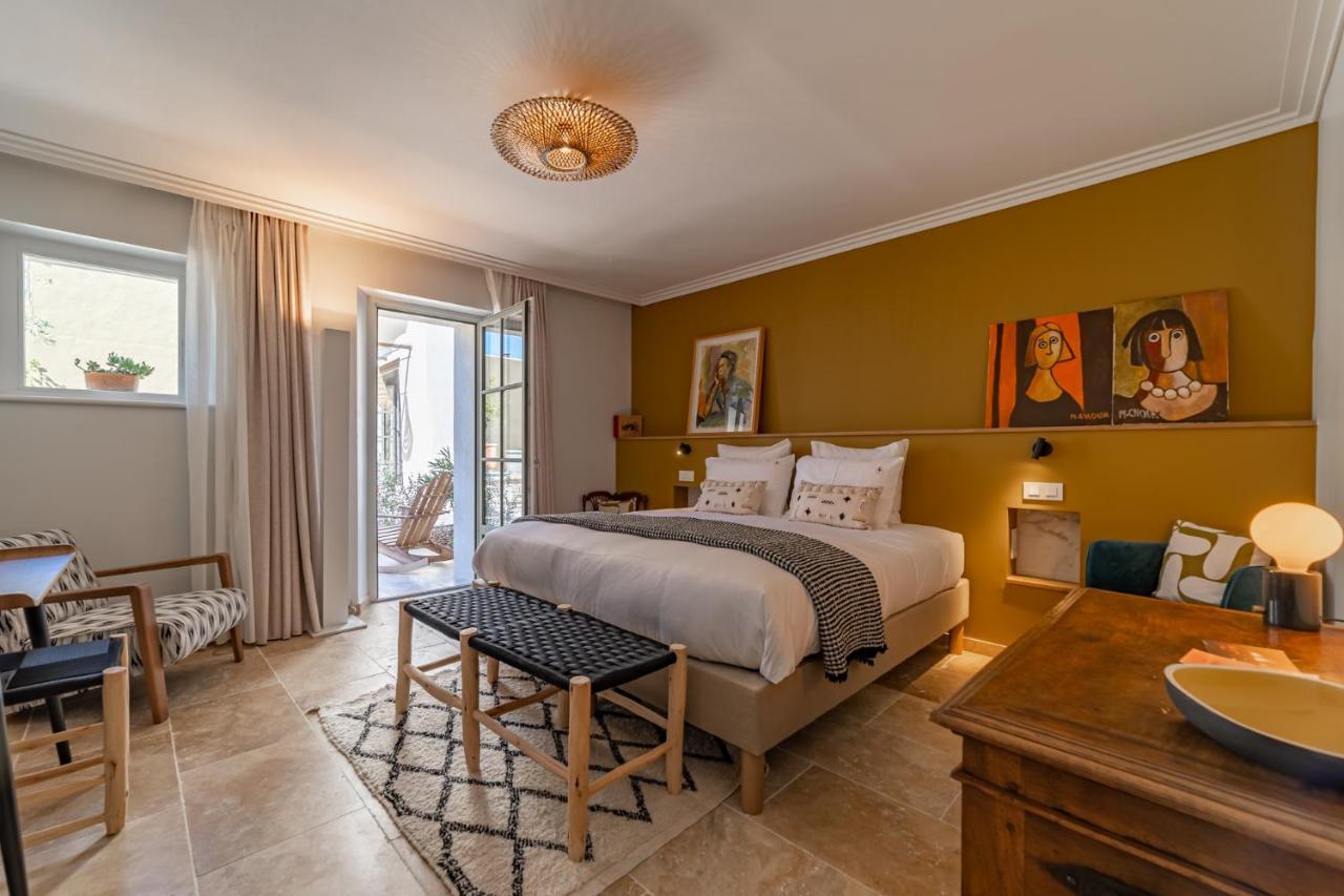 Marcelle En Camargue Hotel Aigues-Mortes Exterior photo